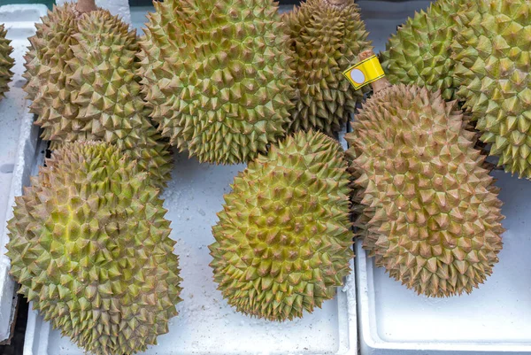Hong Kong Çiftçi Pazarı Nda Taze Durian Fruits — Stok fotoğraf
