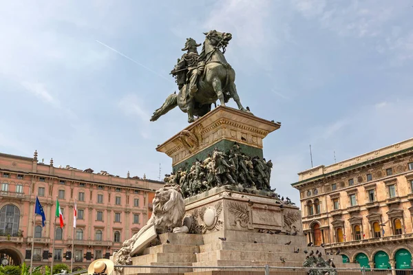 Milan Italy June 2019 Equestrian Statue Vittorio Emanuele City Square — Stock Photo, Image