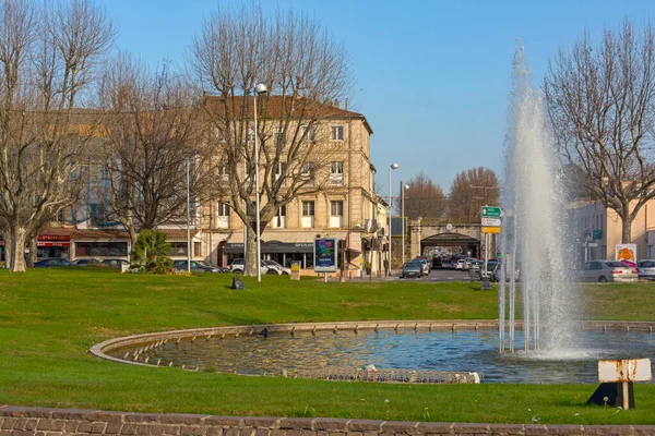Арль Франция Января 2016 Water Geyser Fountain Place Lamartine Roundabout — стоковое фото