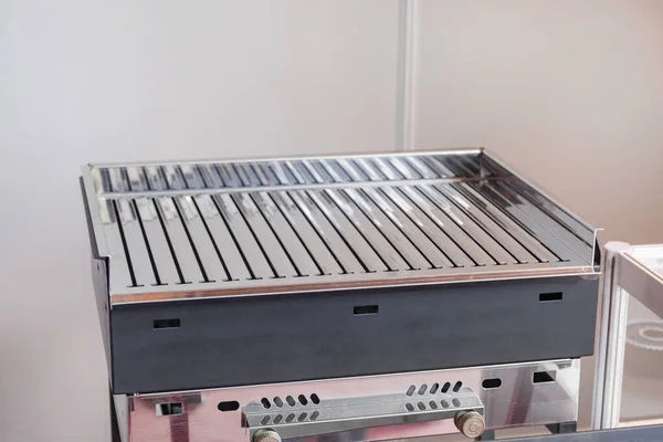 New Clean Stainless Steel Grill Griddle Gas Powered Commercial — Stock Photo, Image