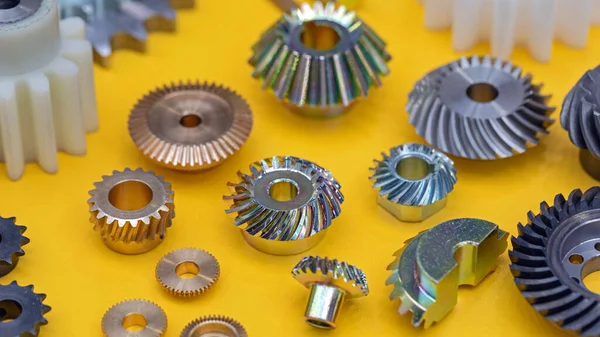 Various Size Shape Sprocket Wheels Metal Spare Parts — Stock Photo, Image