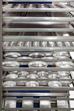 Tin Trolley Rack Fırın Malzemelerinde Deforme Kaset Tepsileri