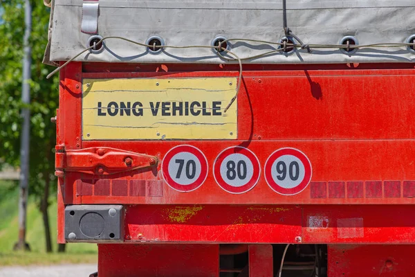 Long Vehicle Speed Limit Stickers Cargo Truck Trailer — Stock Photo, Image