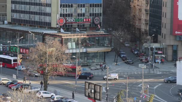 Beograd Serbien Februar 2022 Luftudsigt Makenzijeva Street Sædvanlig Trafik Byliv – Stock-video
