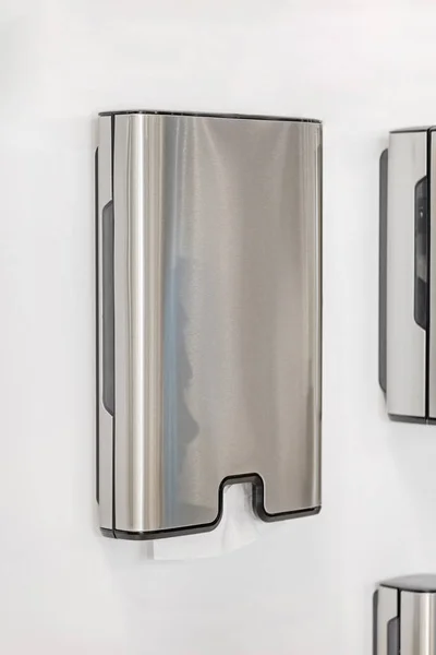 Wall Mounted Moderne Roestvrij Staal Weefsel Paper Dispenser — Stockfoto