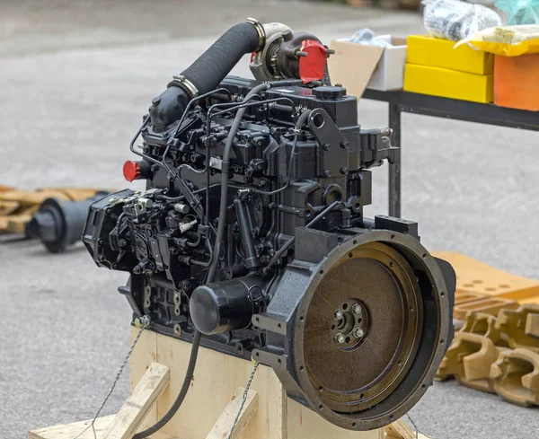 Новий Чорний Турбодизельний Двигун Запчастини Будівельних Машин — стокове фото