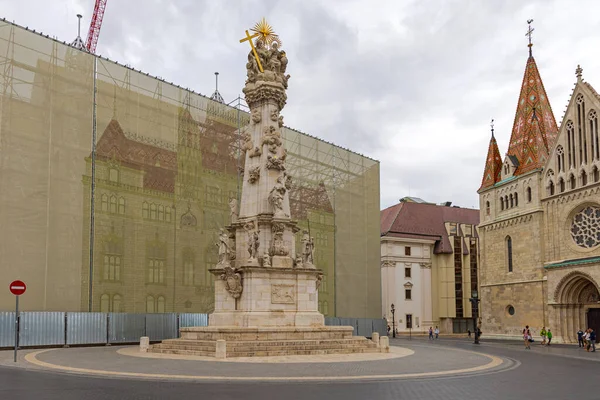 Budapest Ungarn Juli 2022 Dreifaltigkeitsstatue Auf Dem Platz Vor Der — Stockfoto