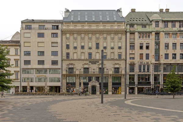 Budapest Ungarn Juli 2022 Berühmte Restaurants Historischen Gebäuden Vorosmarty Platz — Stockfoto