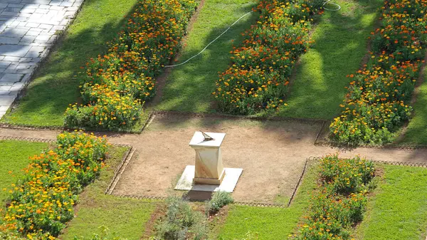 Zegar Słoneczny National Garden Park Atenach Grecja — Zdjęcie stockowe