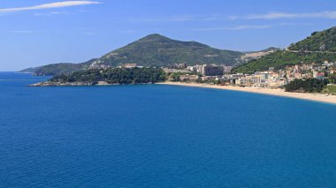 Budva 'daki Long Sandy Beach Becici Deniz Burnu Seyahati