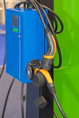 Elektrikli Araç Hızlı Şarj Etme Santrali prizleri