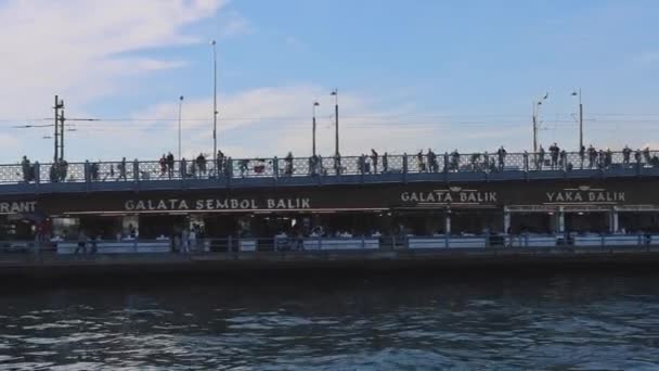 Istanbul Tyrkiet Oktober 2023 Mange Fiskerestauranter Galata Bridge Fall Day – Stock-video