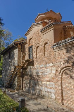 Sofya, Bulgaristan - 16 Ekim 2023: Boyana Kilisesi 11-13. Yüzyıl arası UNESCO Dünya Mirası Tarihi Binası.