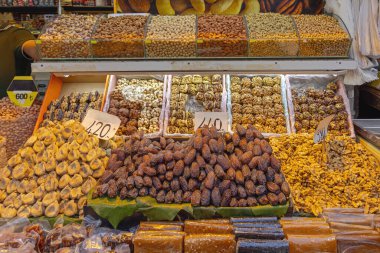 Büyük boy kurutulmuş meyve ve fındık karışımı Orta Doğu 'dan.