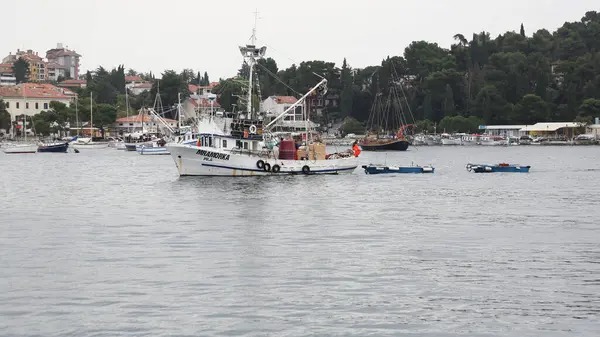 Rovinj Croatia October 2014 Fishing Vessel Mramorka Pula Entering Port Royalty Free Stock Photos