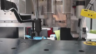 Alüminyum Pencere Çerçeve Yapım Makinesi Üretim Fabrikası