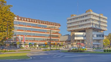 Krusevac, Sırbistan - 12 Ekim 2023: İlçe Yüksek Mahkeme Binası ve Şehir Meydanı 'ndaki Cumhuriyet Savcılığı.