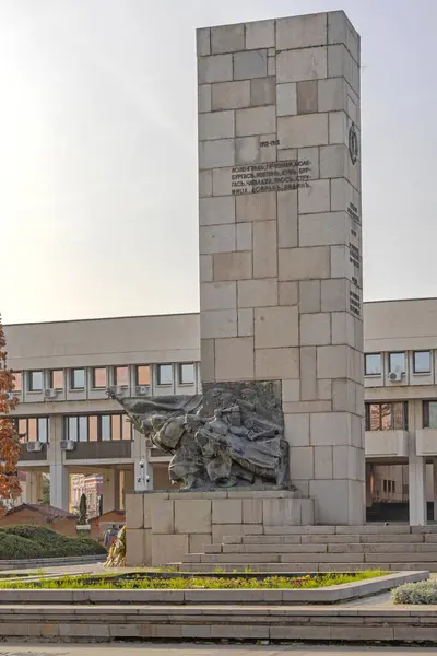 stock image Vidin, Bulgaria - March 16, 2024: Victory Monument to the Third Infantry Regiment Heroes at Central Square Bdintsi.