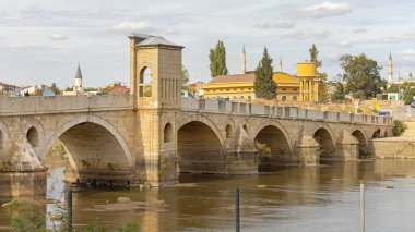 Tundza Nehri üzerindeki Tunca Köprüsü Edirne Türkiye 'deki Osmanlı Mimarisi