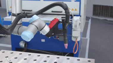 Robot Arm Metal Üretim Ekipman Platformu Tablo Atölyesi