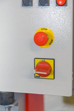 Makine Kontrol Paneli Acil Durdurma Düğmesi ve Elektrik Kutusunu Sıfırla