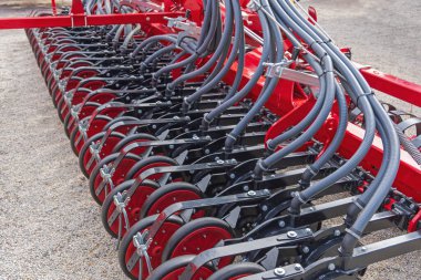 Pnömatik Hopper Hassas Tohum Ekme Makinesi Tarım Ekipmanı