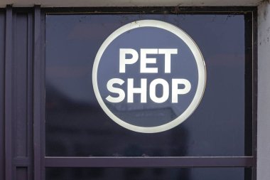 Pet Shop İşareti Siyah Çerçeve Arkaplanda Beyaz Çember