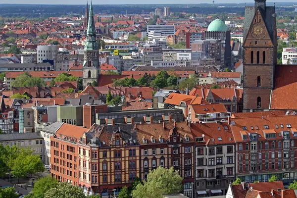 Hanover, Almanya - 3 Mayıs 2011: New City 'den New City' ye Havadan Bakış Öğleden Sonra.