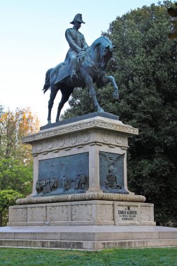 Roma, İtalya - 27 Ekim 2009: Capital City Centre 'daki Park' taki Charles Albert Tarihi Tarihi Simgesi.