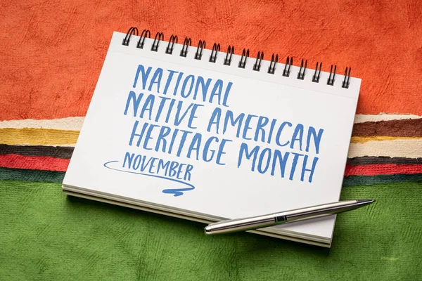 Νοέμβριος Εθνική Native American Heritage Month Γραφικός Χαρακτήρας Ένα Μπλοκ — Φωτογραφία Αρχείου