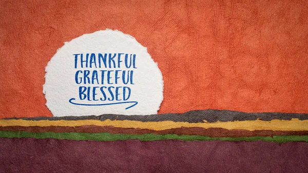 Vděčná Vděčná Požehnaná Inspirativní Slova Koncepce Svátků Díkůvzdání Rukopis Abstraktní — Stock fotografie