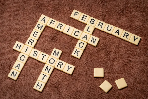 Φεβρουάριος African American Black History Month Σταυρόλεξο Ελεφαντόδοντο Πλακάκια Κατά — Φωτογραφία Αρχείου