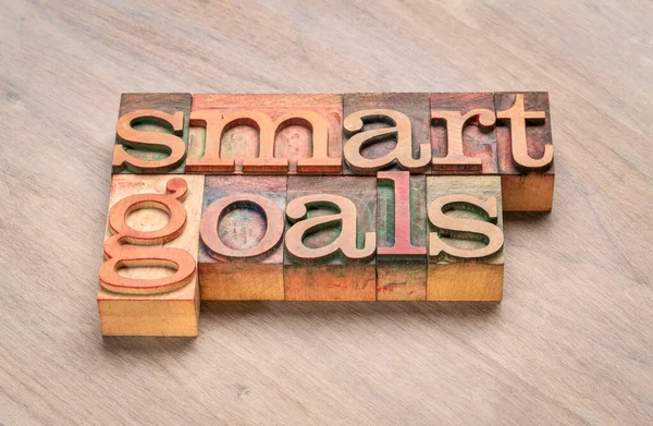 Smart Goals Word Abstract Letterpress Wood Type Grained Wooden Background — Stock Photo, Image
