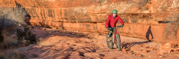 Riding Fat Mountain Bike Slickrock Sandstone Canyon Bottom Ruby Wash — Stock Photo, Image