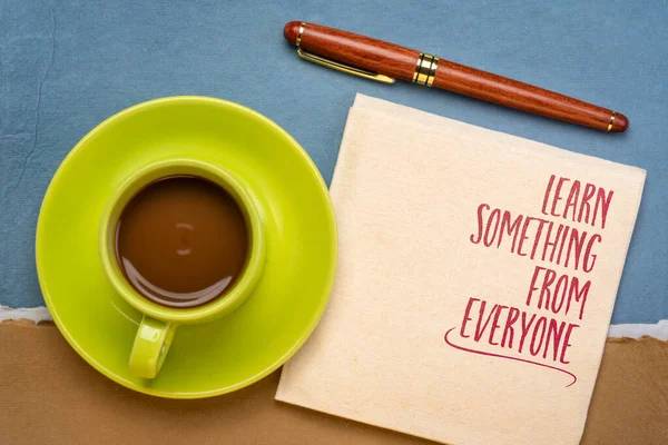 Learn Something Everyone Inspirational Writing Napkin Coffee Learning Personal Development — Stock Photo, Image