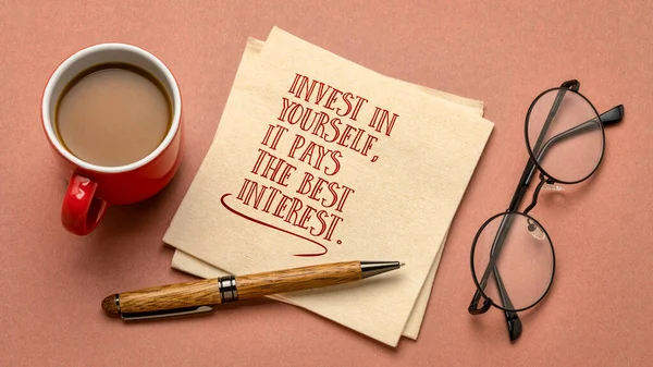 Investera Dig Själv Det Lönar Sig Bäst Motiverande Råd Eller — Stockfoto