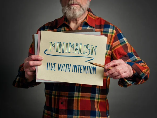 Minimalizmus Élni Szándékkal Inspiráló Megjegyzés Egy Idősebb Ember Egyszerűség Életmód — Stock Fotó