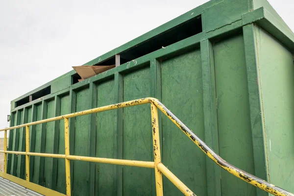 Green Steel Container Recycling Cardboard Recycling Center Colorado Foothills — Stock Photo, Image