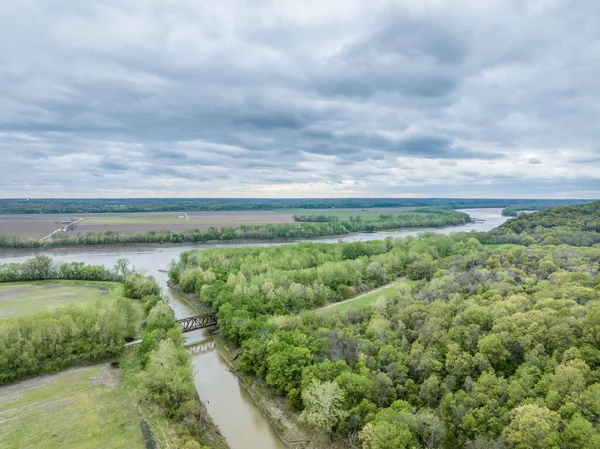 Missouri River Och Katy Trail Korsar Cedar Creek Ovanför Jefferson — Stockfoto