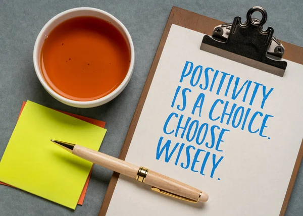 Pozitivita Volba Vyber Moudře Inspirační Psaní Podložce Pozitivní Myšlení Koncepce — Stock fotografie