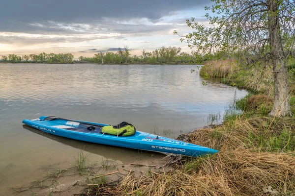 Fort Collins Usa Mai 2023 Schnellfahrendes Stand Paddleboard Für Flachwasser — Stockfoto