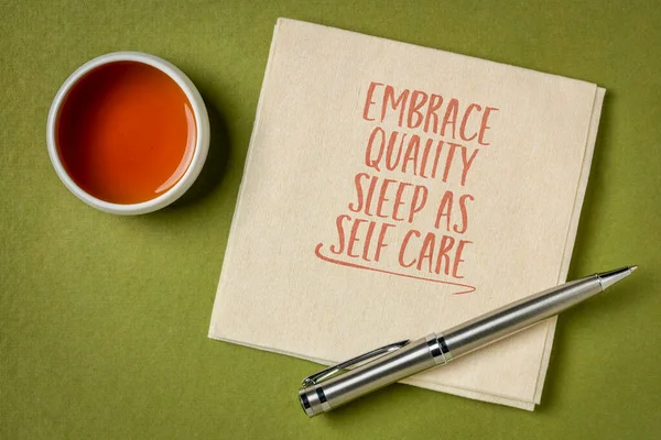 Przyjąć Jakość Snu Jako Samoopieki Inspirujące Notatki Serwetce Zdrowego Stylu — Zdjęcie stockowe