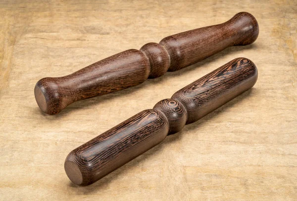 Tai Chi Κτύπημα Και Χάρακα Ραβδί Εργαλεία Που Χρησιμοποιούνται Στην — Φωτογραφία Αρχείου