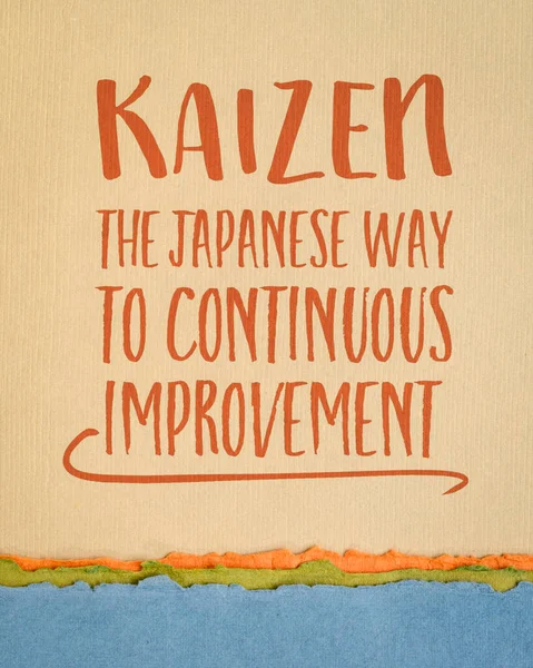 Kaizen Conceito Japonês Melhoria Contínua Nota Inspiradora Sobre Papel Arte — Fotografia de Stock