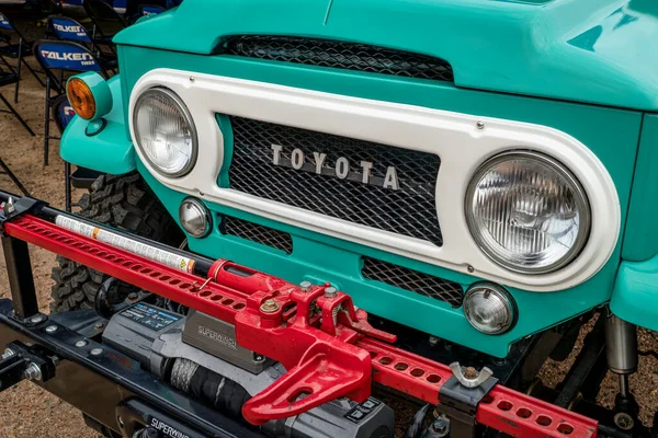 Loveland Usa August 2023 Front Grille Beautifully Restored Vintage Toyota — стоковое фото
