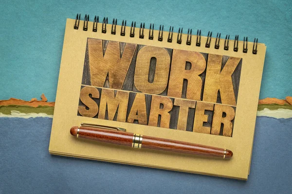 Work Smarter Word Abstract Motivational Advice Reminder Text Letterpress Wood — Stock Photo, Image