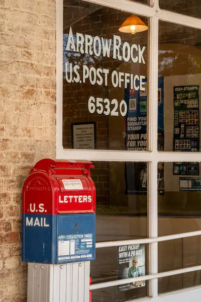 Arrow Rock Usa April 2024 Post Office Mail Box — 图库照片#