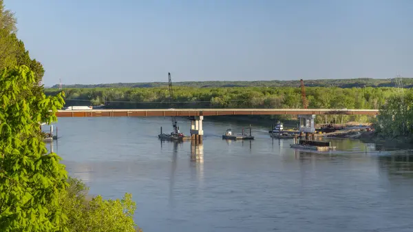 Nowy Most Nadal Budowie Nad Rzeką Missouri Pobliżu Rocheport Missouri — Zdjęcie stockowe