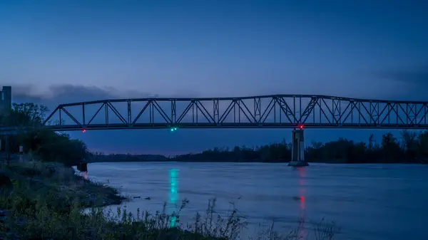 Vista Noturna Ponte Treliça Sobre Rio Missouri Brownville Nebraska — Fotografia de Stock