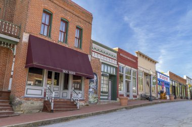 Blackwater, MO, ABD - 22 Nisan 2024: Tarihi Blackwater kasabası, Missouri.